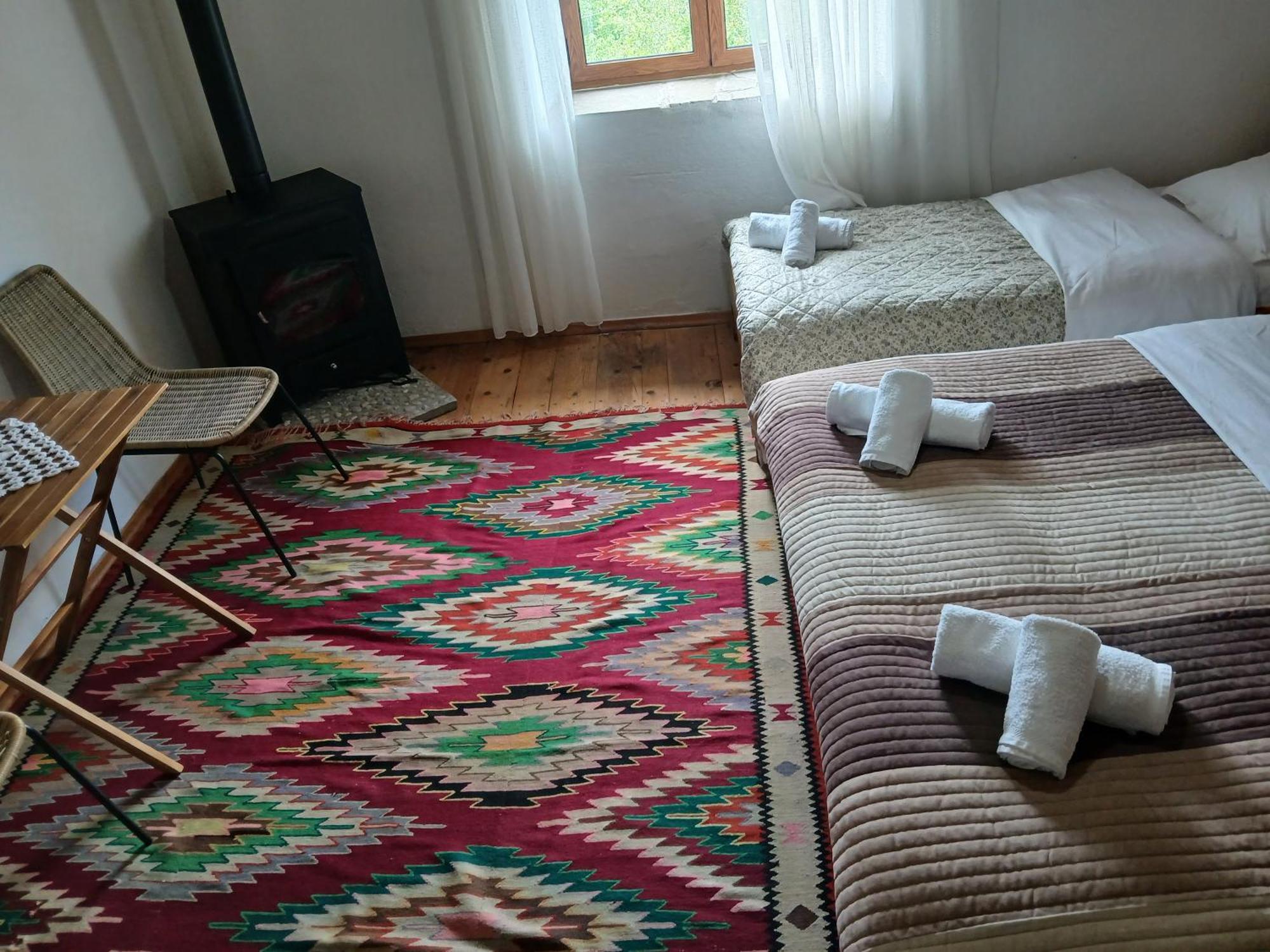 Bujtina Tusha Hotel Priska e Madhe Екстериор снимка